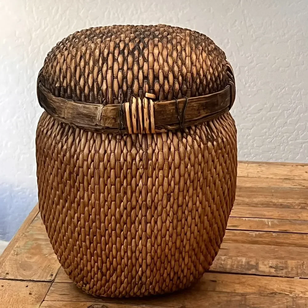 Unbranded this antique